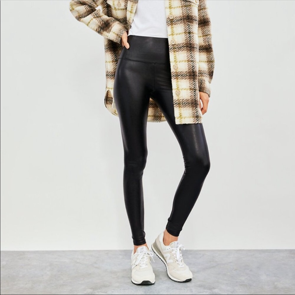 Aritizia Wilfred Free Daria faux leather legging